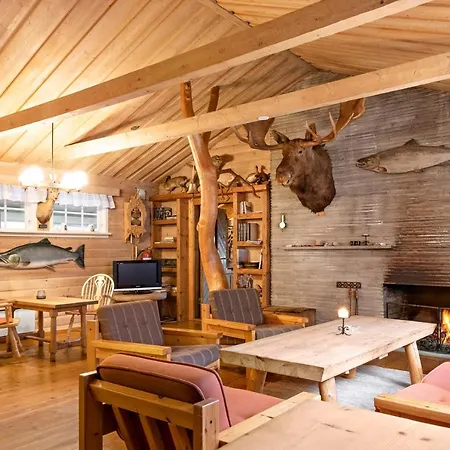 Feriehus Voss/bolstad: Peaceful Countryside Cabin/lodge Bolstadøyri