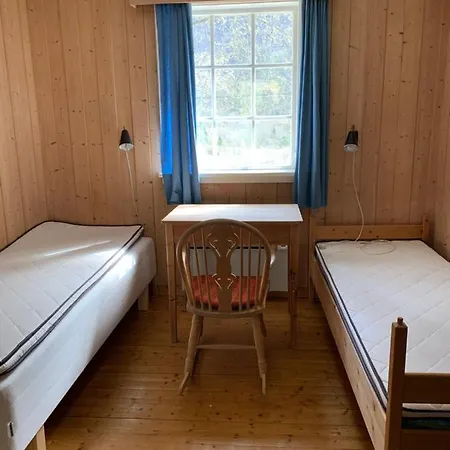 Voss/bolstad: Peaceful Countryside Cabin/lodge Bolstadøyri